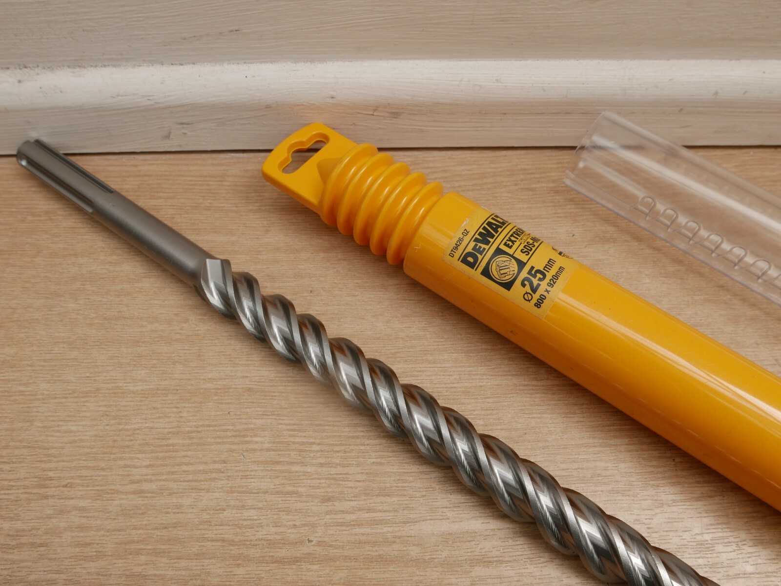 DEWALT DT9426 25MM X 800MM SDS MAX BRICK & CONCRETE DRILL BIT